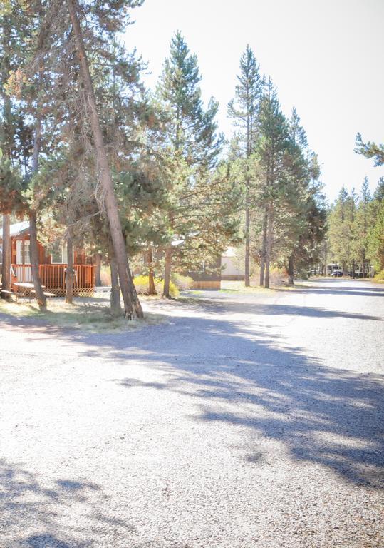 Bend-Sunriver Camping Resort Two-Bedroom Cabin 7 Εξωτερικό φωτογραφία